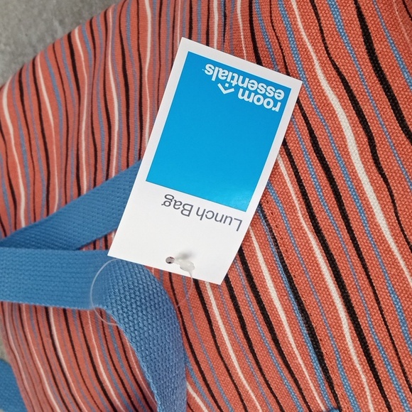 Room Essentials Striped Lunch Bag - Picture 5 of 6